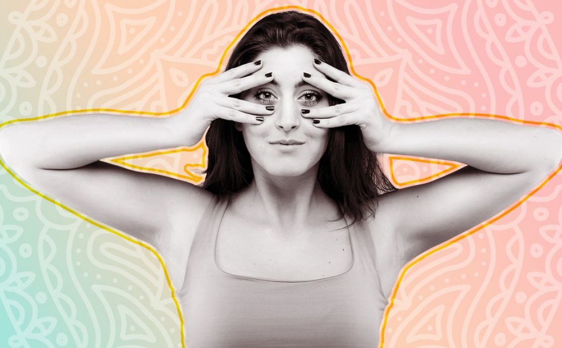 Τι είναι η Face Yoga; Επιπλέον, 5 ασκήσεις που πρέπει να δοκιμάσετε στο σπίτι